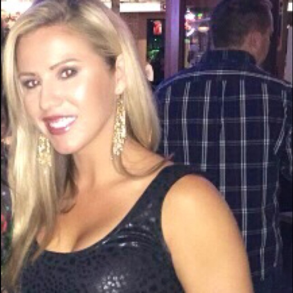 Meet your Posher, Jennifer